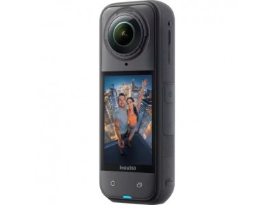 Insta360 X5
